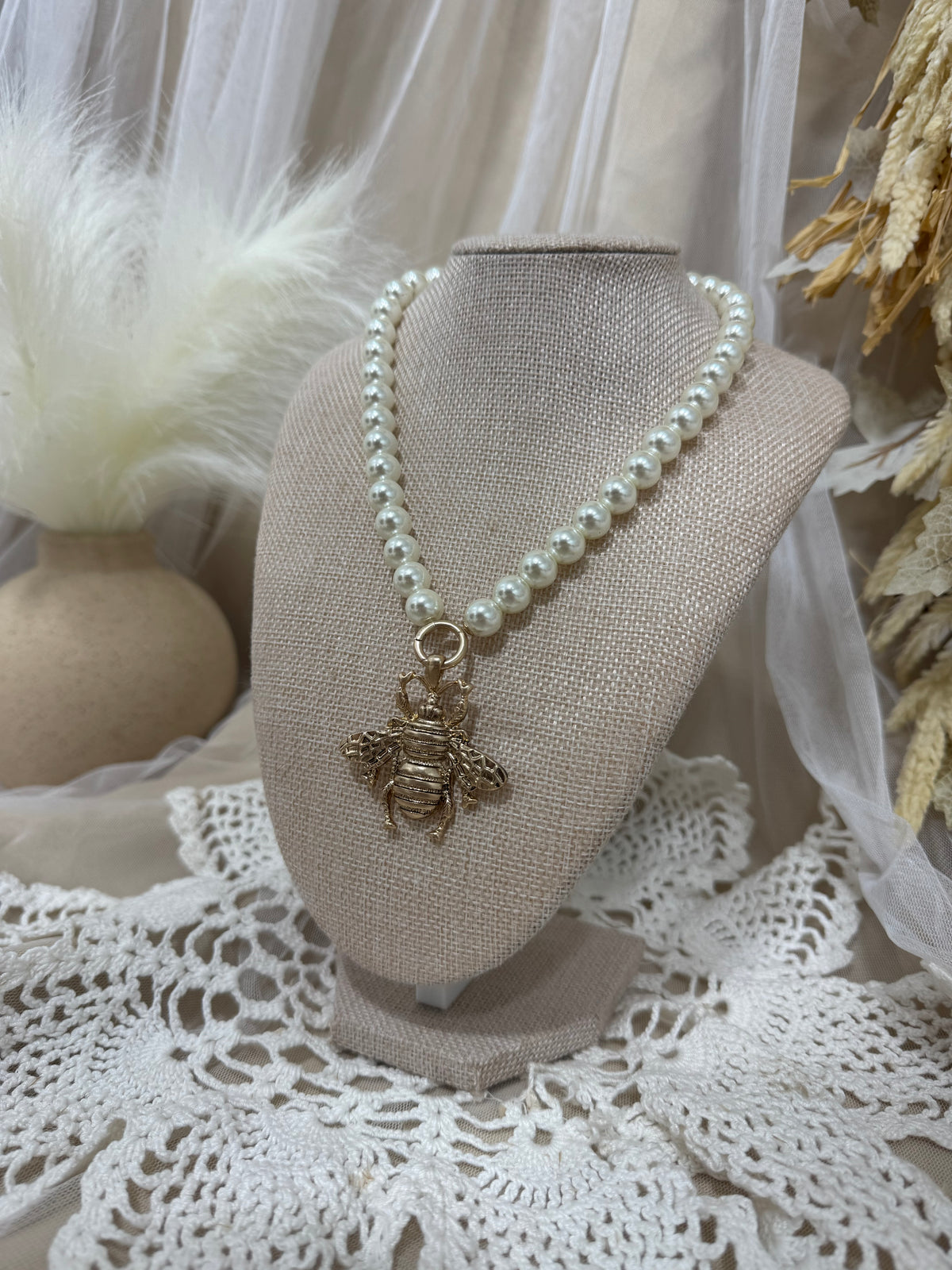 The Heirloom Necklace