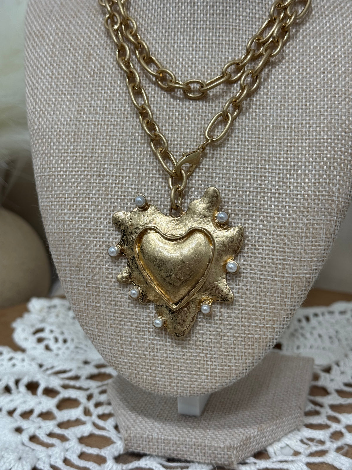 The Golden Spur Necklace