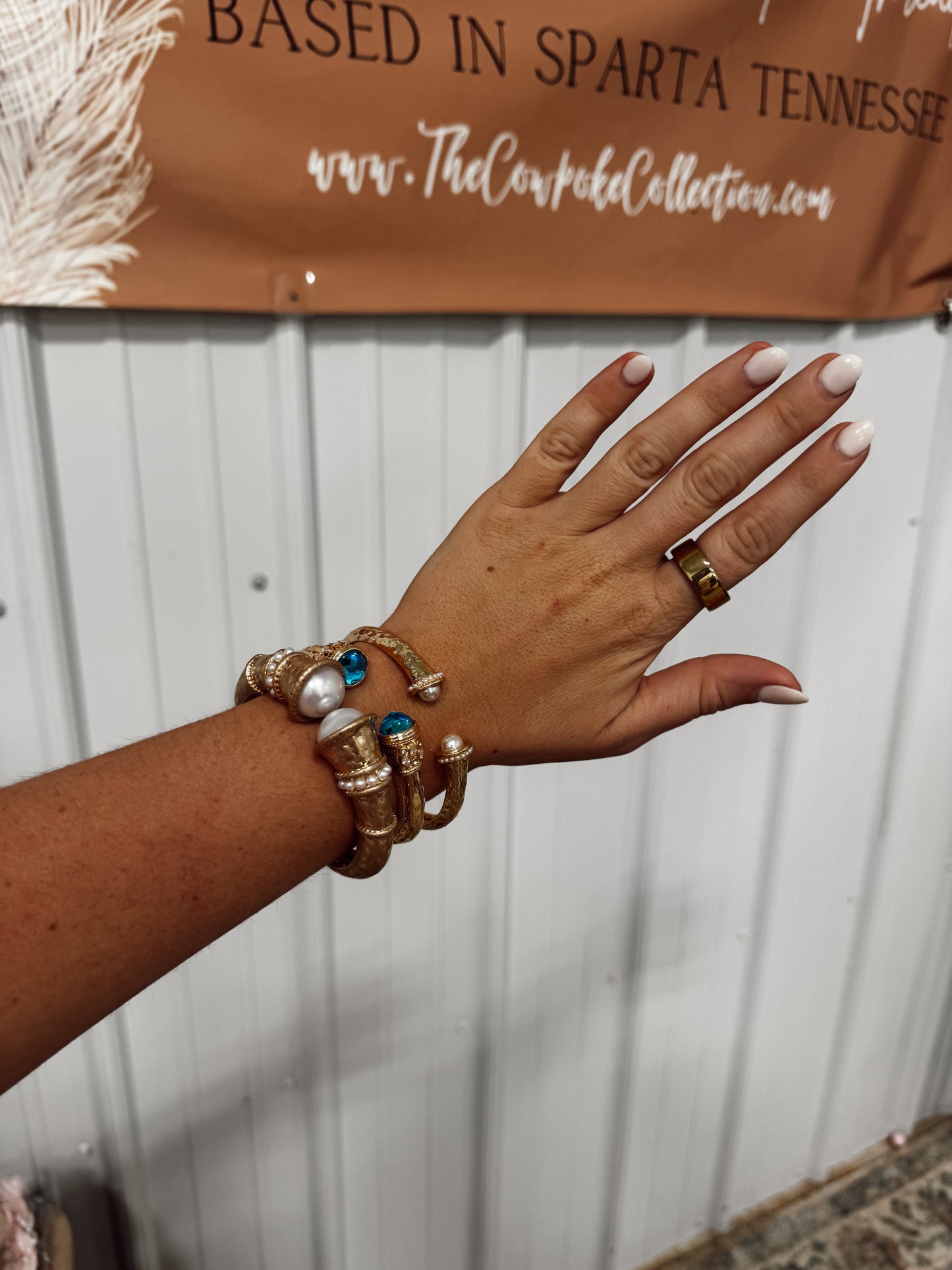 Mini Classy Pearl Bracelet