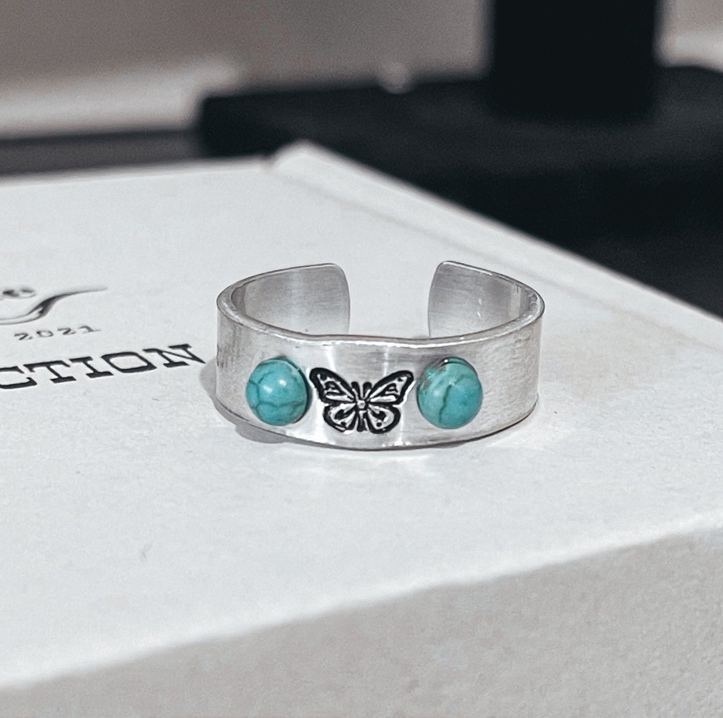 Butterfly ring