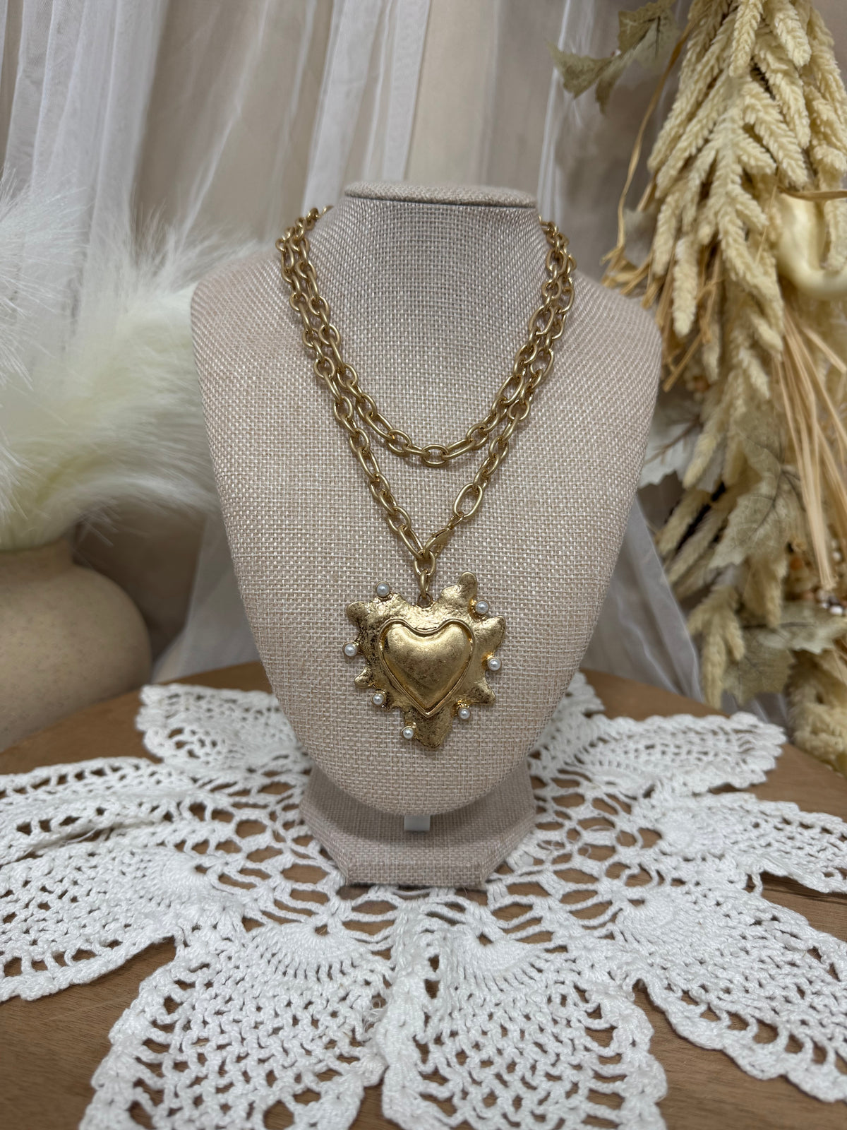 The Golden Spur Necklace