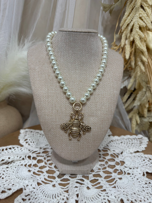 The Heirloom Necklace