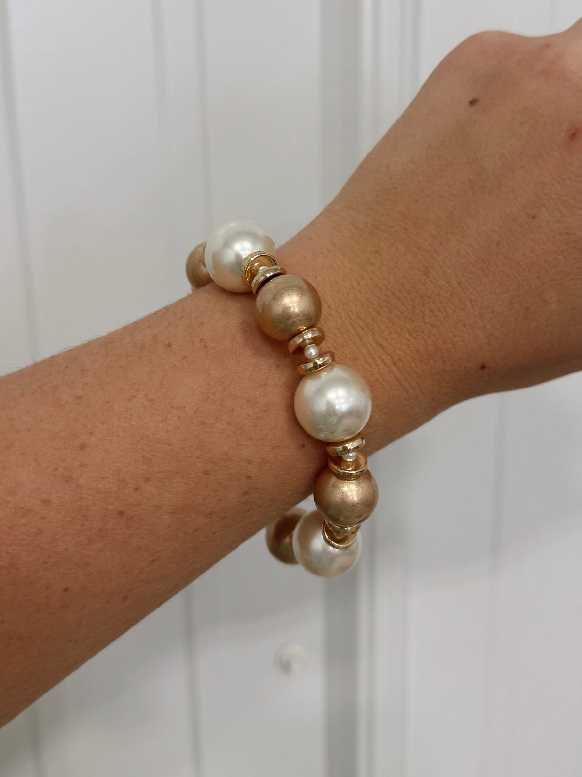 Pearl and Gold Ball Bracelet