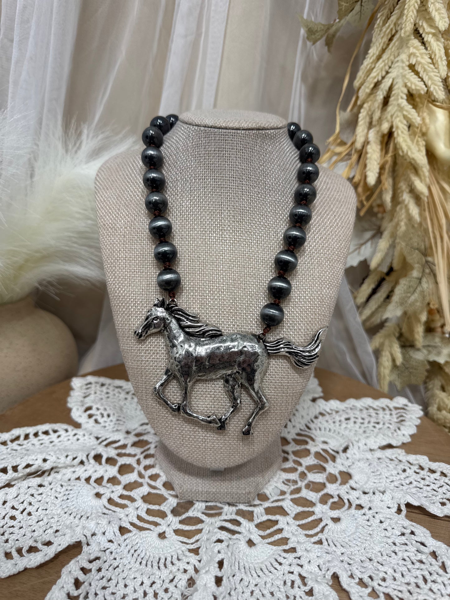 The Silver Belle Necklace