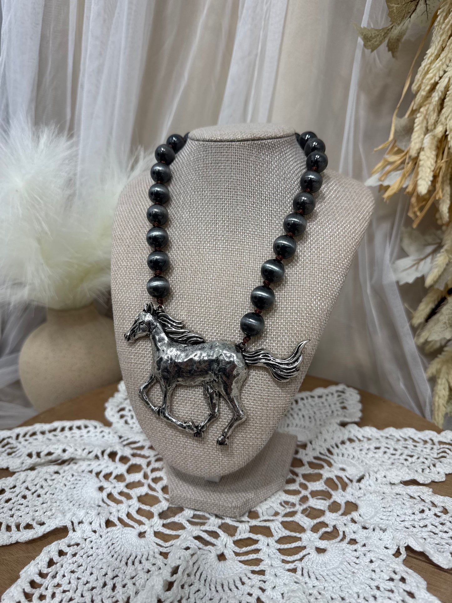 The Silver Belle Necklace