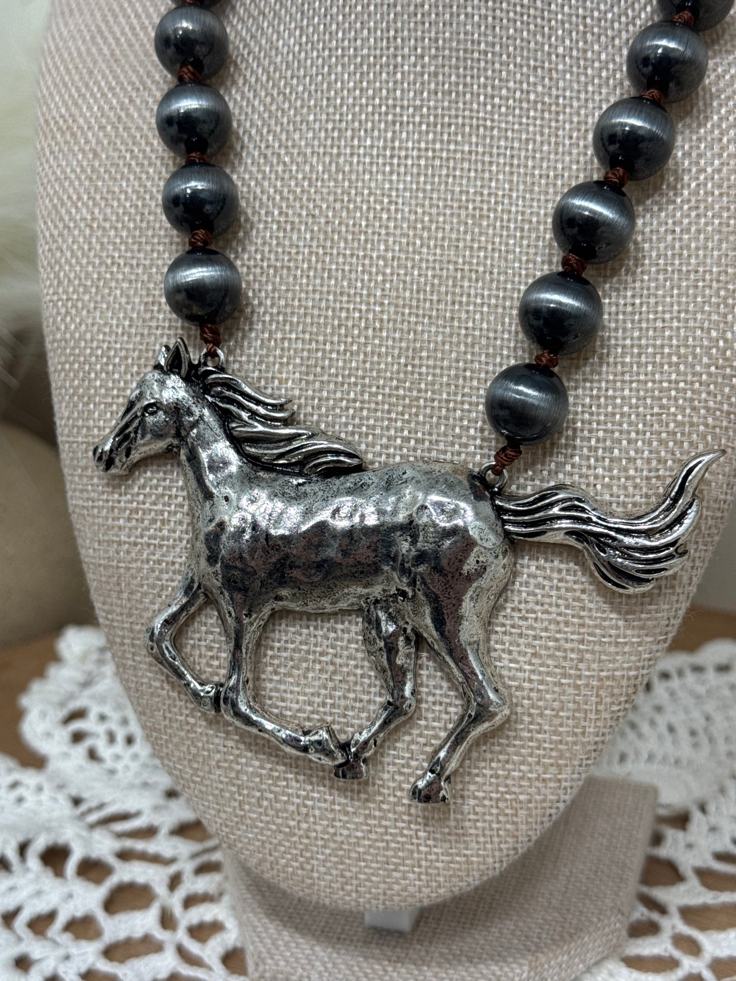 The Silver Belle Necklace