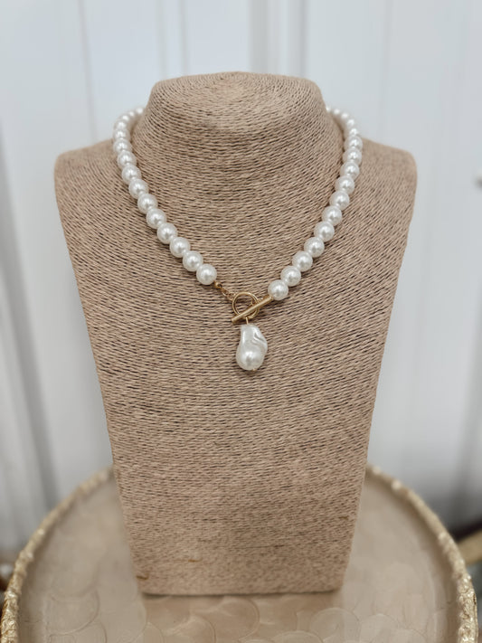Freshwater Dangle Necklace