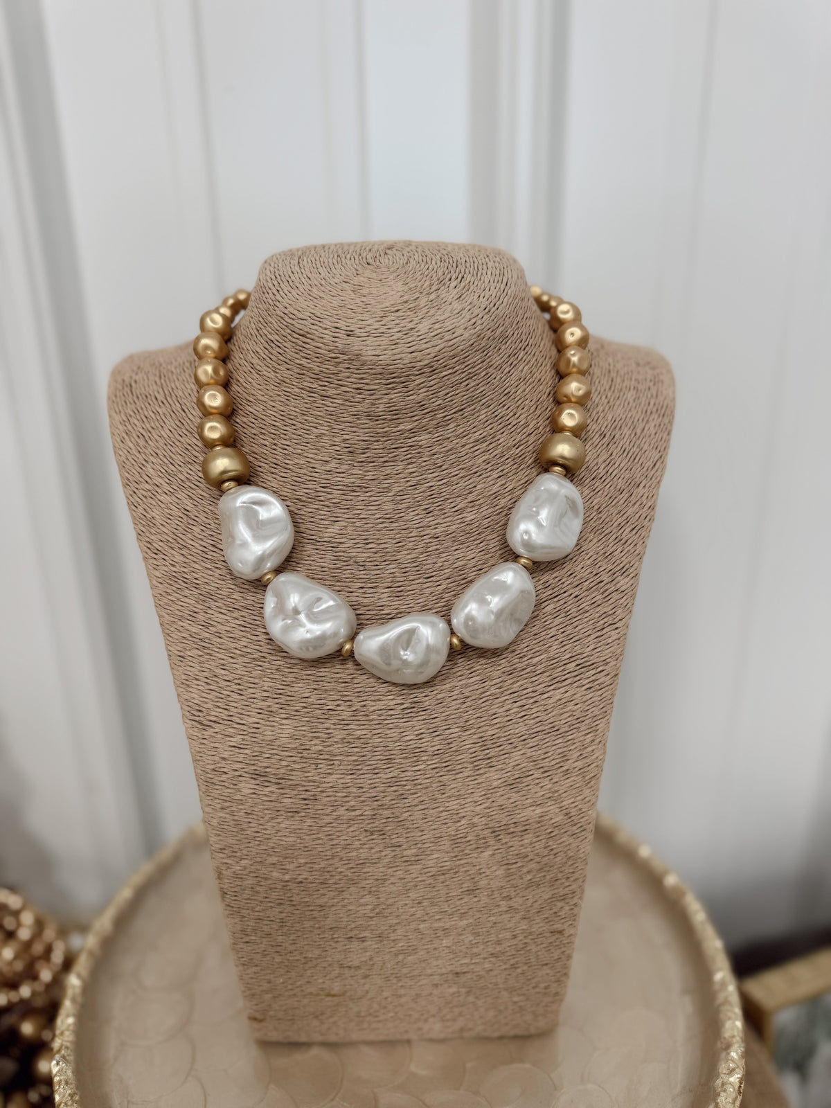 Golden Perla Necklace